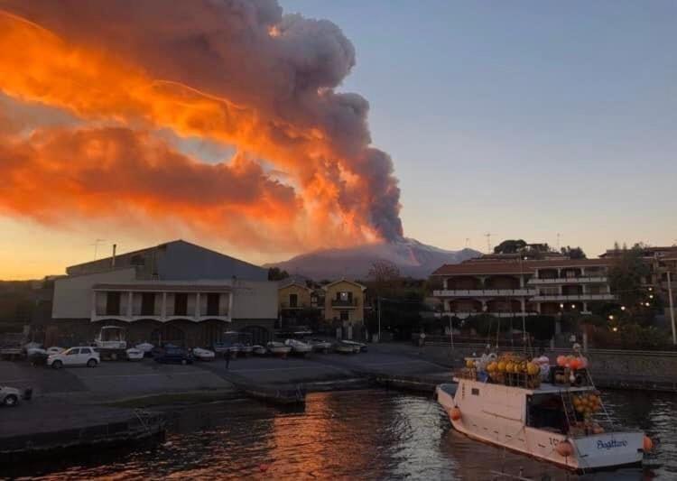 Le 2 Volte Casa Vacanza Acireale Esterno foto